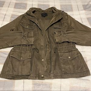 Aritzia Talula Short Army Green Trooper Jacket Size Small